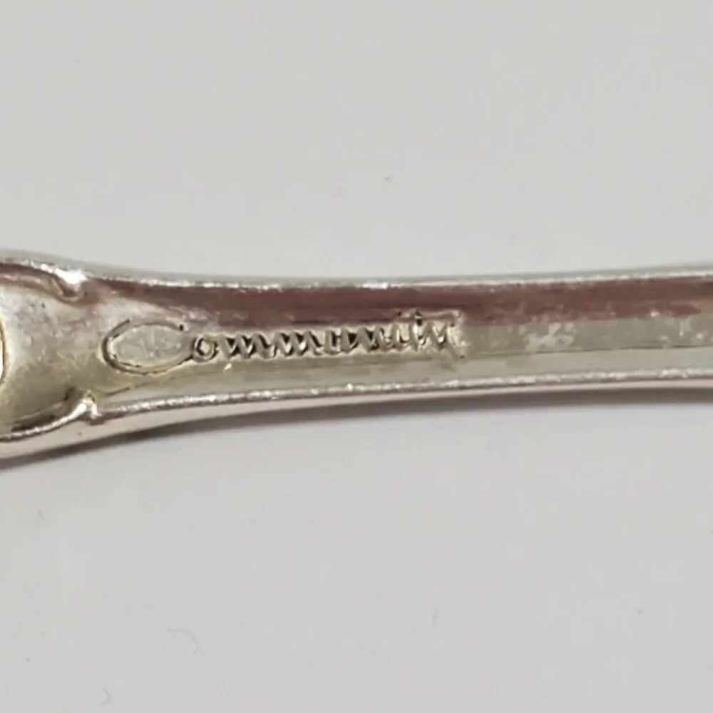 Oneida Community‎ Royal Grandeur 4 Dinner Forks Silver-Plate